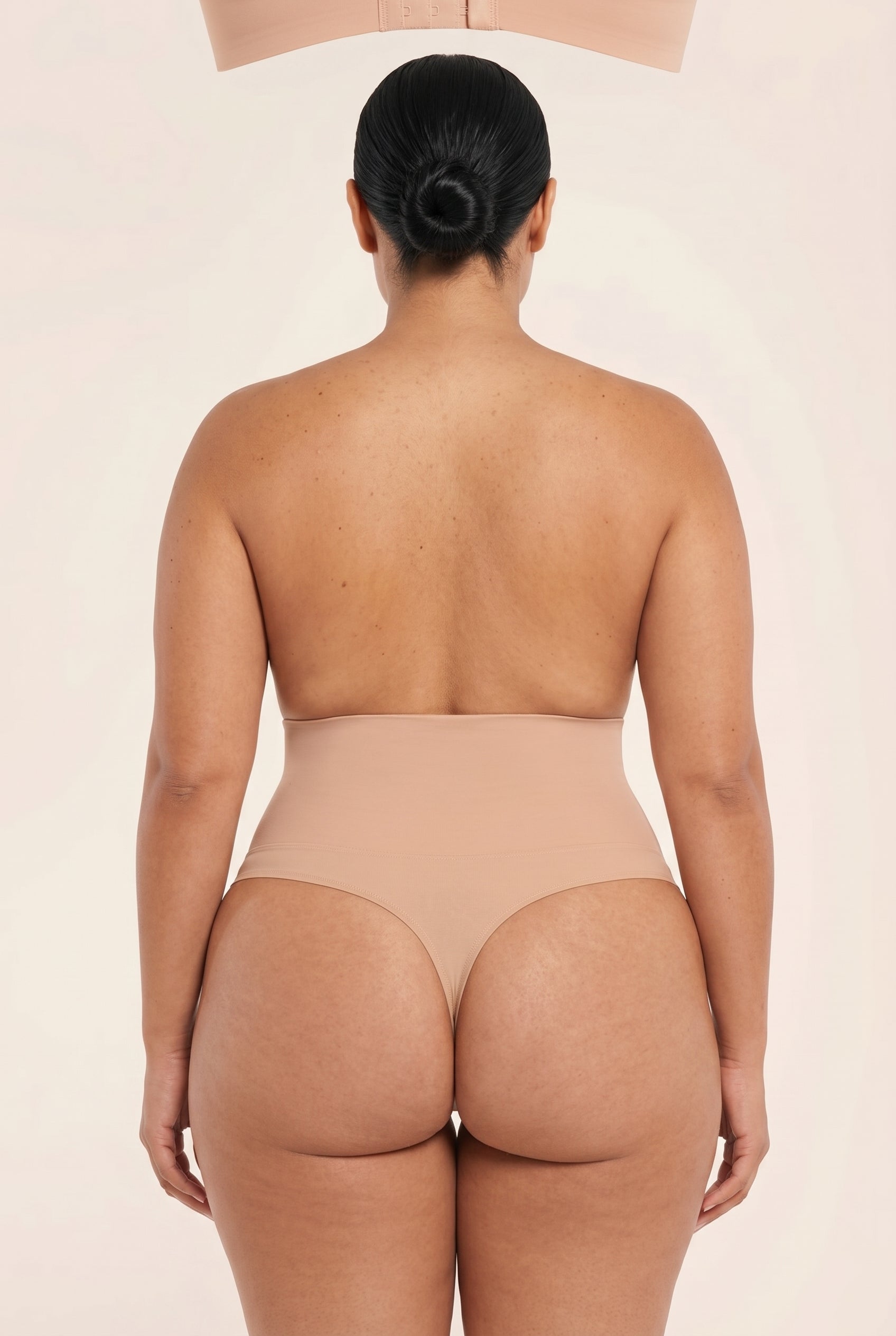 SmoothHold Thong