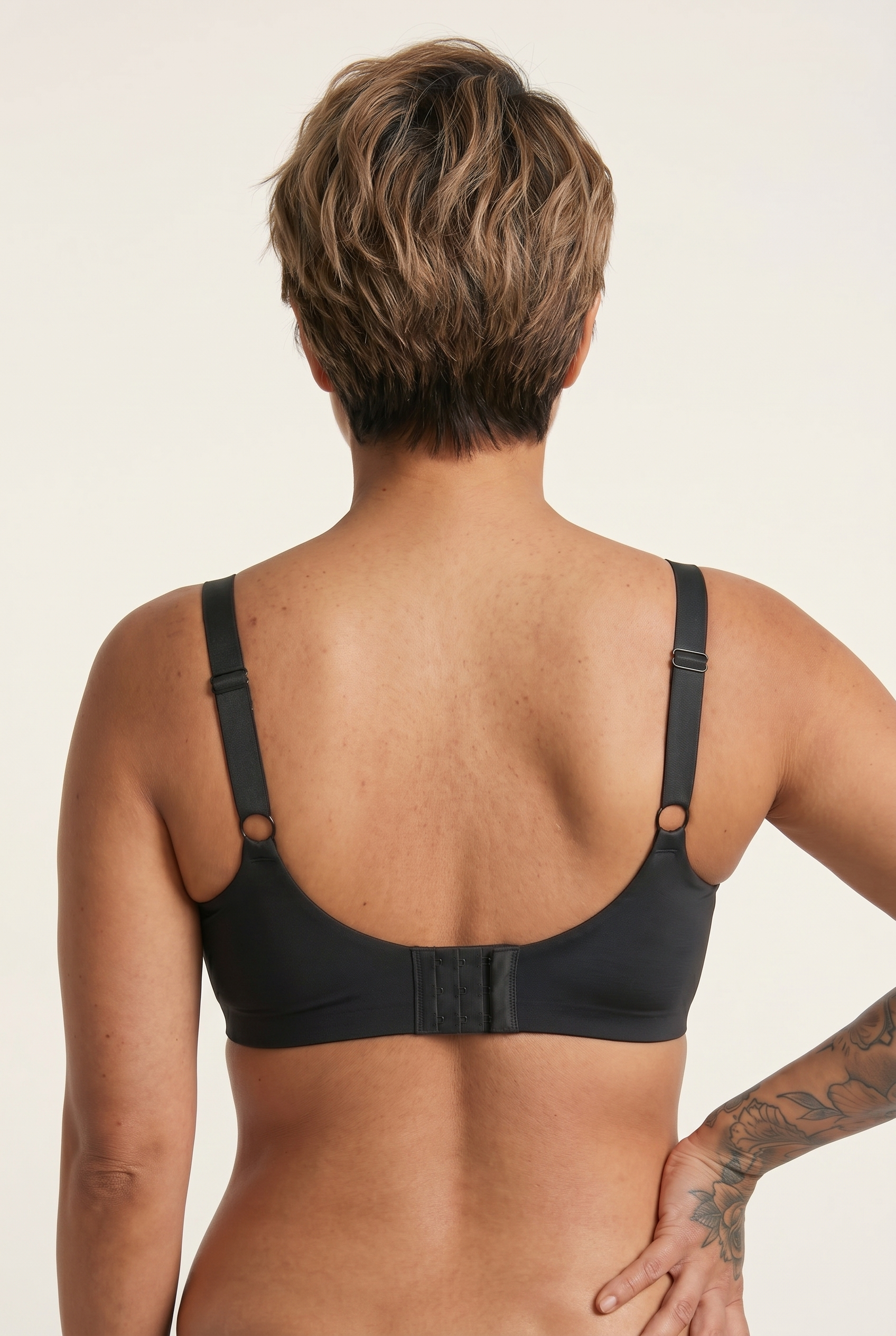 VelaLift™ Deep V Bra