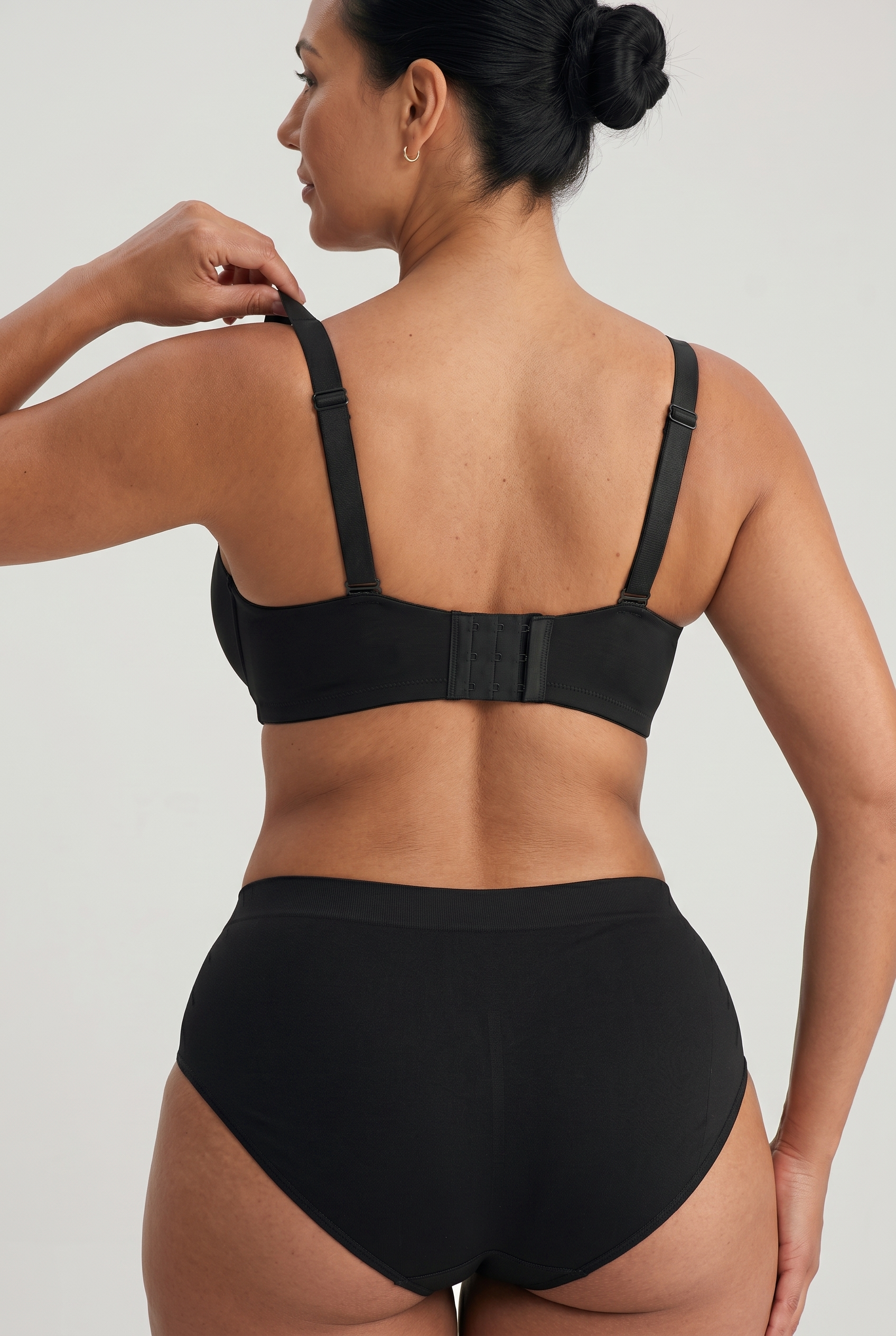 GlamGrip Bra