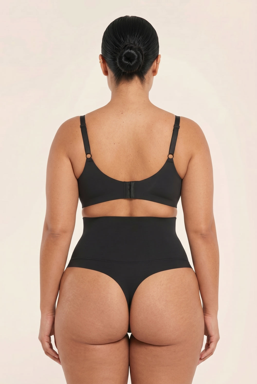 SmoothHold Thong