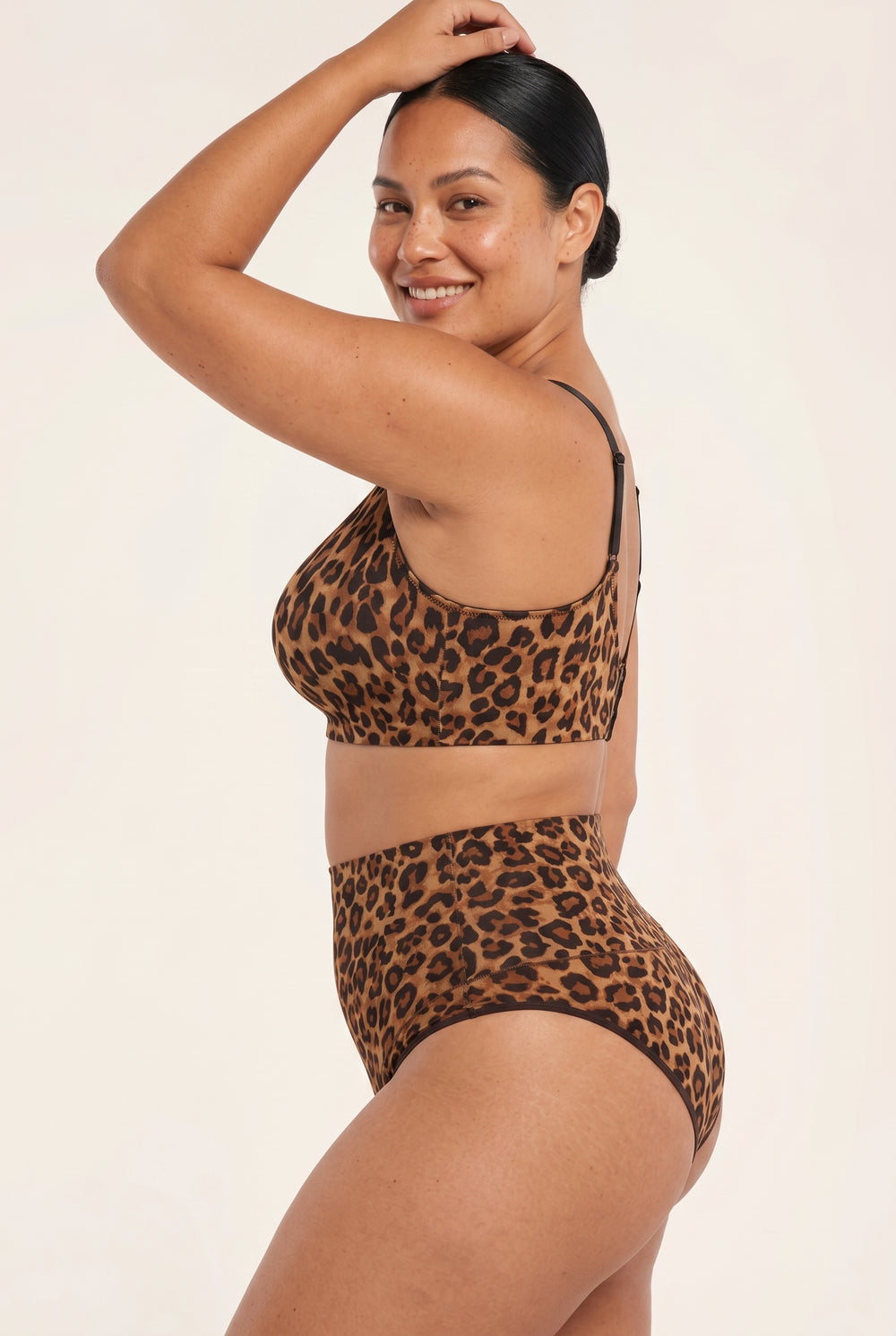 SmoothHold Thong