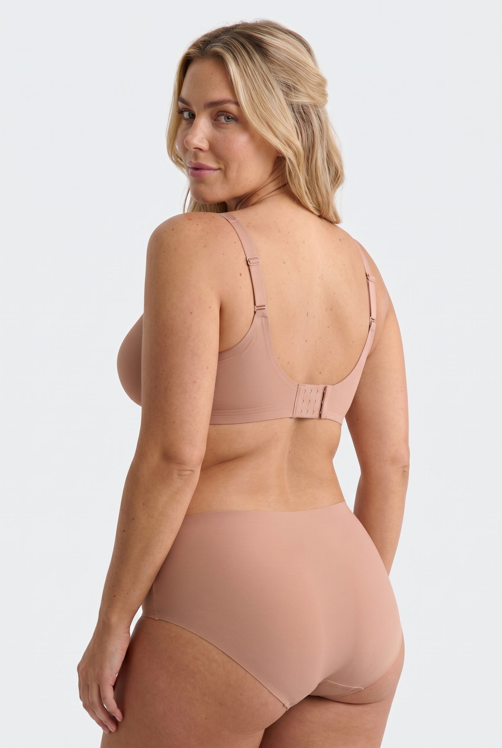 NudeLuxe™ Bra
